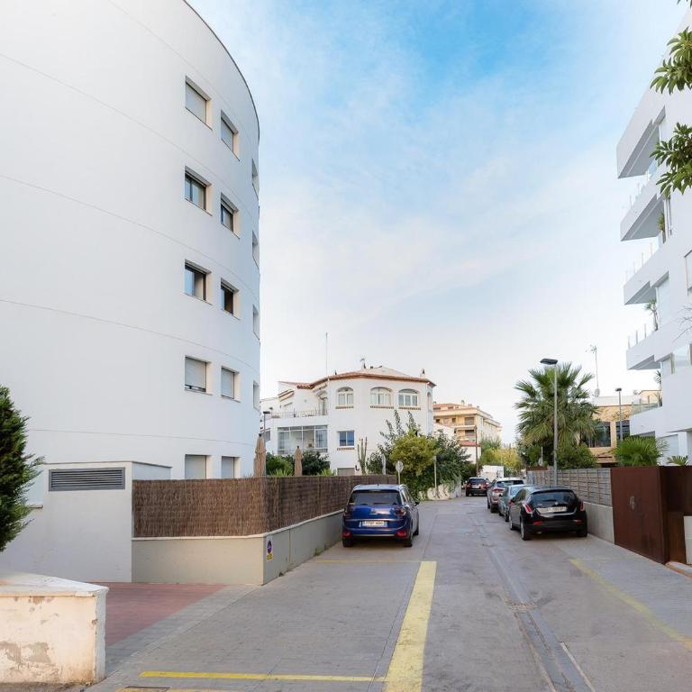 Apartamento en primera línea de mar en Roses con terraza - ES-228-90 - Apartamento - 2