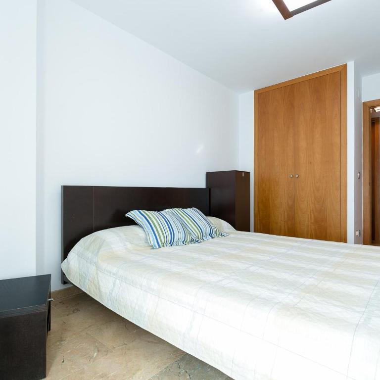 Apartamento en Roses: Frente al Mar, Terraza, Piscina, Aire Acondicionado y Wifi - ES-228-103 - Apartment - 13
