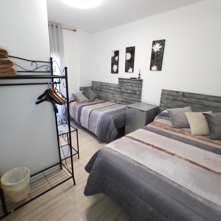 Pensión La Estación - Habitación Triple con baño privado - 7