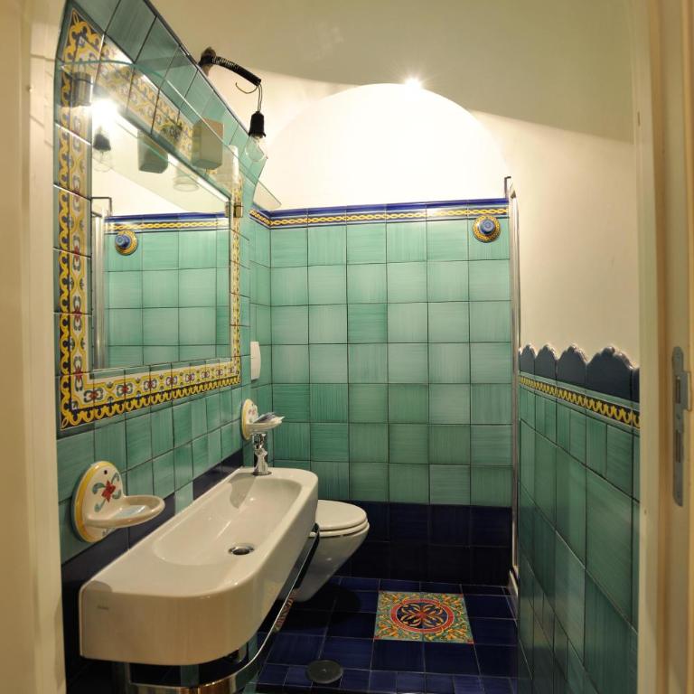 Albergo Del Centro Storico - Camera Matrimoniale Deluxe - 10