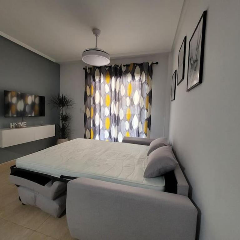 Elegante piso con terraza, garaje, piscina y AC - Apartamento de 1 dormitorio - 16