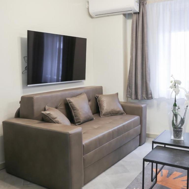 Apartments Srbija Waterfront - FREE PARKING - Deluxe Studio with Free Parking - 17