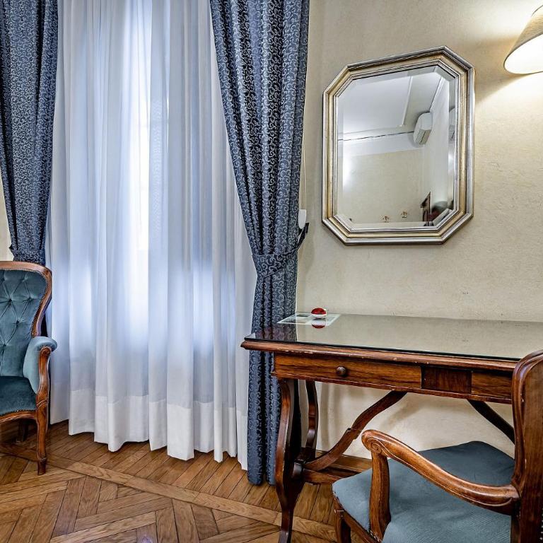 Hotel Alessandra - Camera Deluxe Matrimoniale/Doppia con Letti Singoli con Vista Città - 2