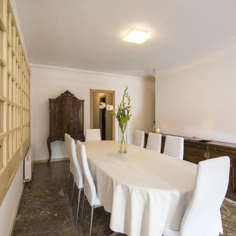 Holiday home Splendid Park Güell - Seven-Bedroom House - 17