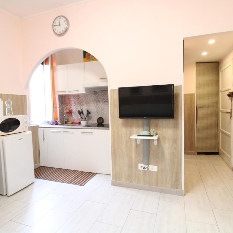 [Milan sweet home] Metro, Linate e Sky studio - Appartamento con 1 Camera da Letto - 8