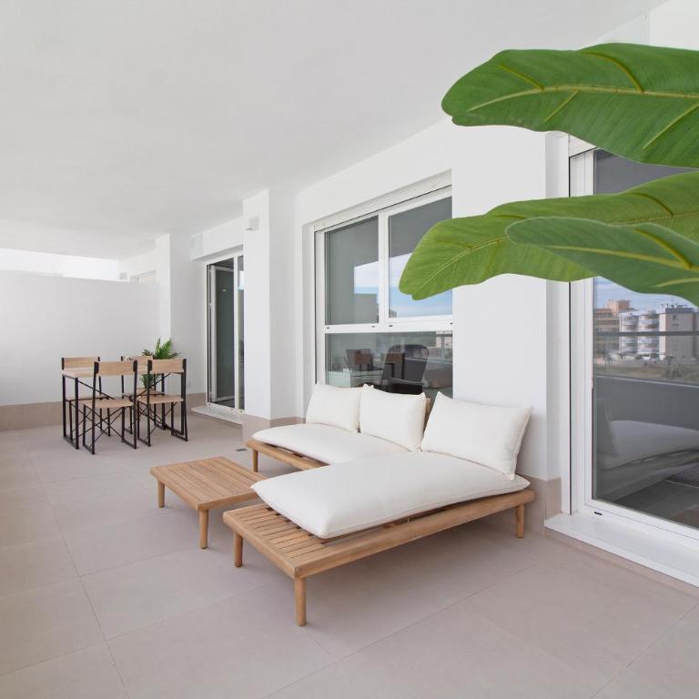 Global Vacacional, Apartamento con terraza y vistas a la piscina en Gran Canet - Apartment mit Poolblick - 28