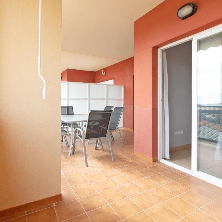 Global Vacacional, Apartamento con terraza y piscina en la playa de Canet - Apartment mit Terrasse - 6