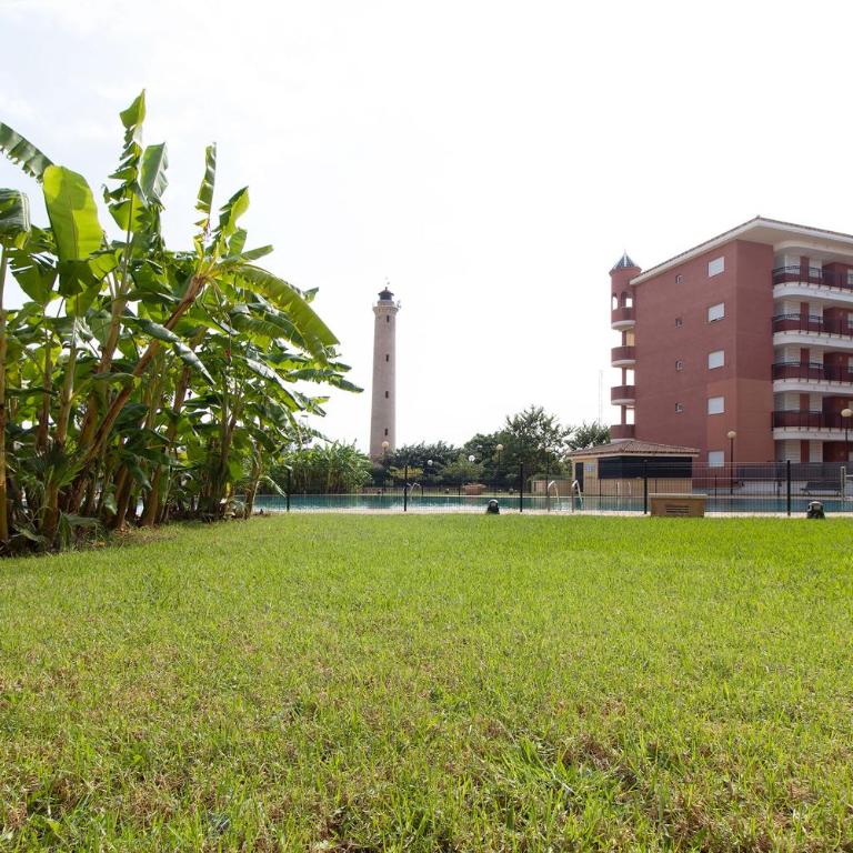 Global Vacacional, Apartamento con terraza y piscina en la playa de Canet - Apartment mit Terrasse - 23