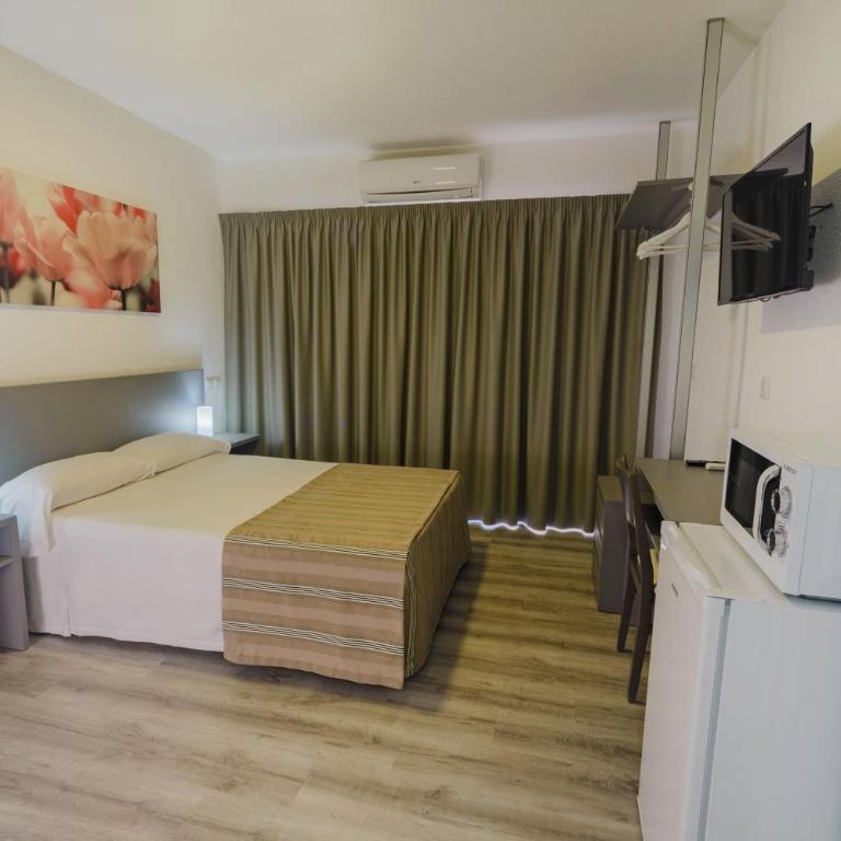 Hostal Anna Benidorm - Habitación Triple - 16