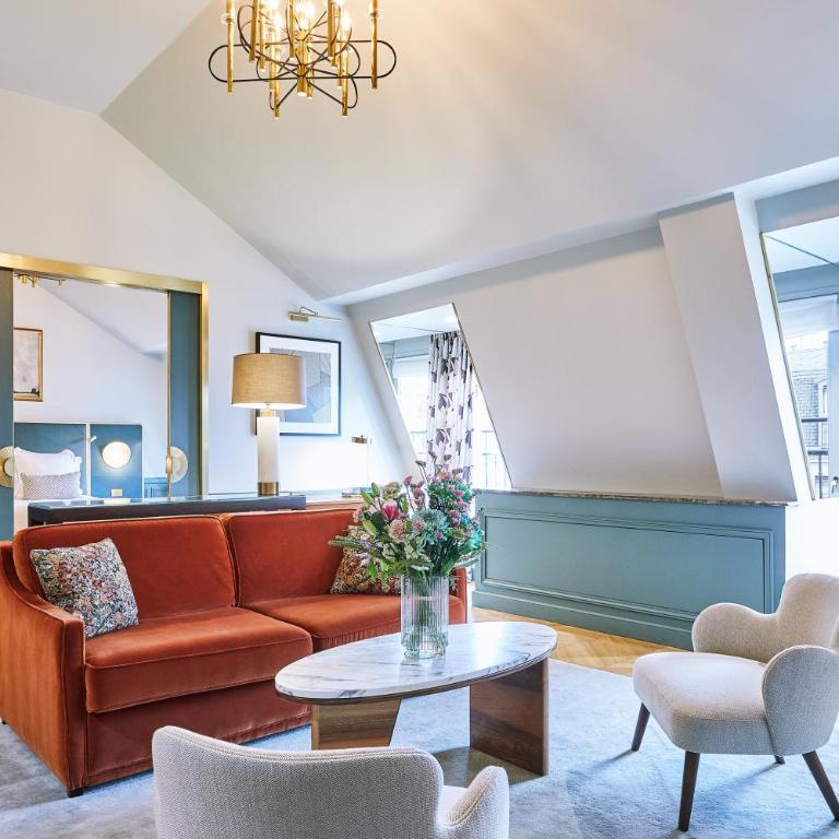 Grand Powers Hotel - Eiffel Tower Suite - 2