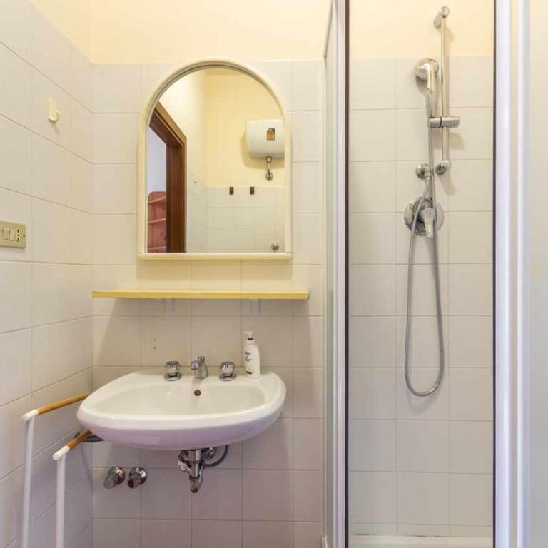 R22 - Casa Geranio: delizioso appartamentino - One-Bedroom Apartment - 12