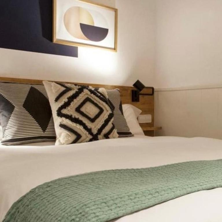Oasis Sagrada Familia - One-Bedroom Apartment - 6