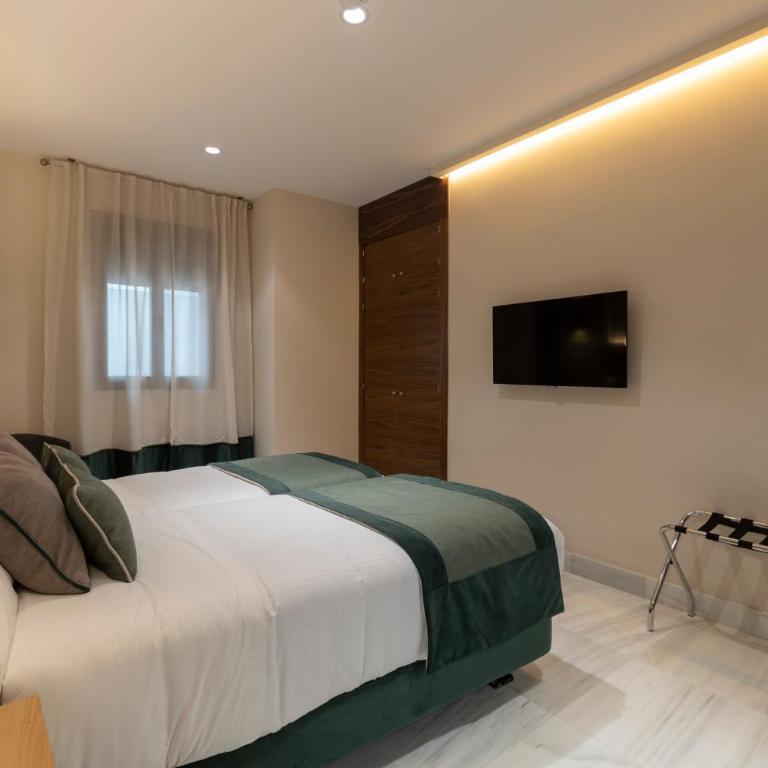 BiBo Suites Real Chancilleria - Collection Three-Bedroom Apartment - 4