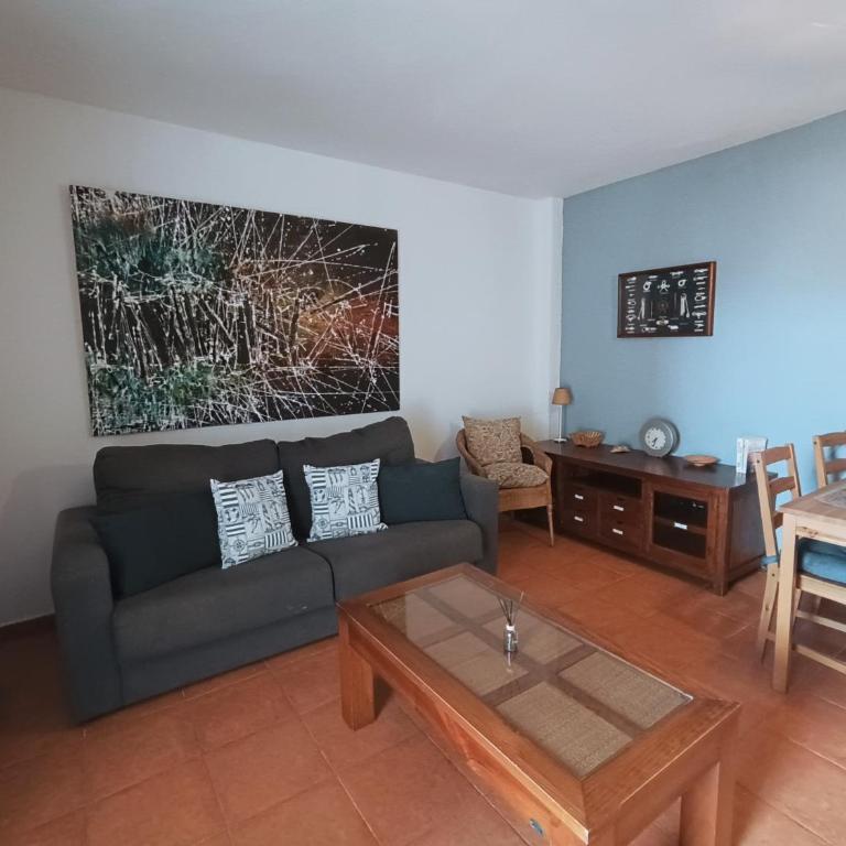 Casa baja naturista con patio en primera línea de playa con piscina comunitaria! - Apartamento de 1 dormitorio - 4