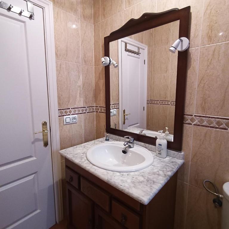 Casa baja naturista con patio en primera línea de playa con piscina comunitaria! - Apartamento de 1 dormitorio - 32