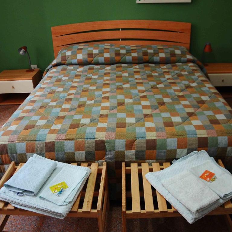 B&B SoleLuna della Solidarietà - Camera Matrimoniale con Bagno Privato Esterno - 8