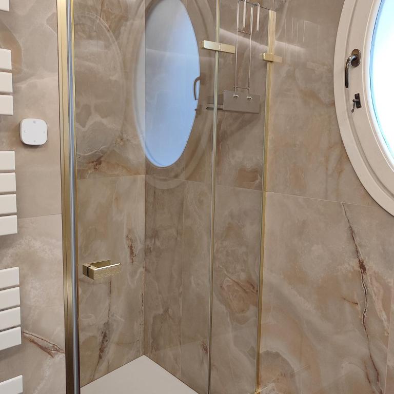 Residenza Rialto - Camera Matrimoniale Deluxe con Bagno Privato Interno - 9