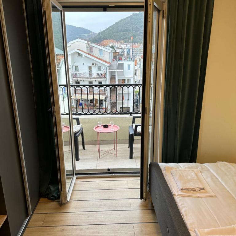 Saly Apart - Studio with Terrace - 6