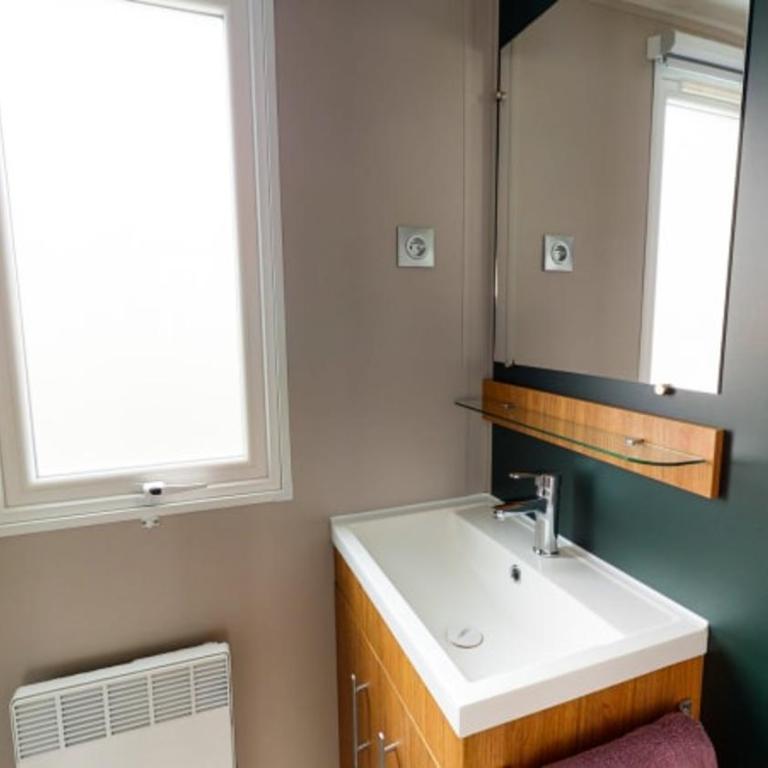 Camping Officiel Siblu le Montourey - Mobile Home 3 Chambres 8 Personnes « Bien-Être Signature » Avec Climatisation - 11