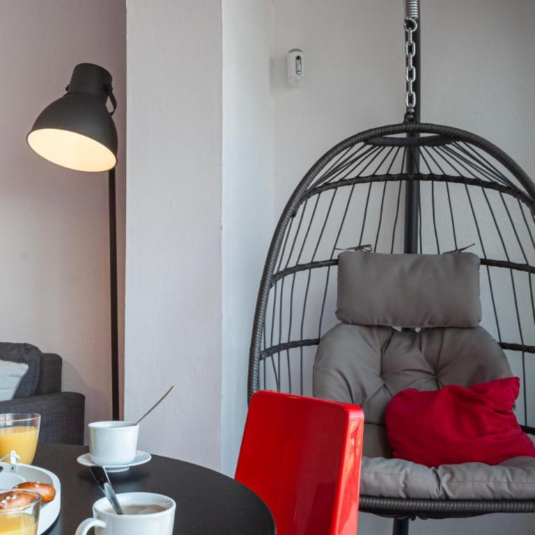 Estudio en 1ª linea con vistas al puerto deportivo by InsideHome - Apartamento de 1 dormitorio - 14