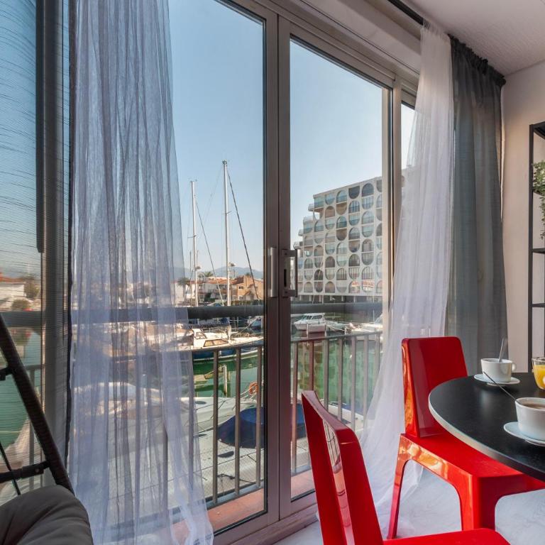 Estudio en 1ª linea con vistas al puerto deportivo by InsideHome - Apartamento de 1 dormitorio - 26