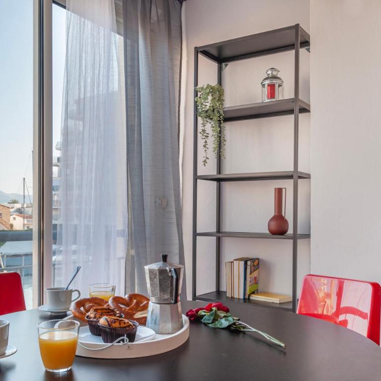 Estudio en 1ª linea con vistas al puerto deportivo by InsideHome - Apartamento de 1 dormitorio - 28