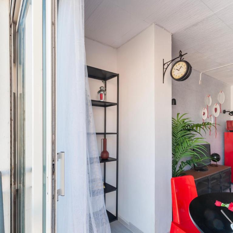 Estudio en 1ª linea con vistas al puerto deportivo by InsideHome - Apartamento de 1 dormitorio - 38