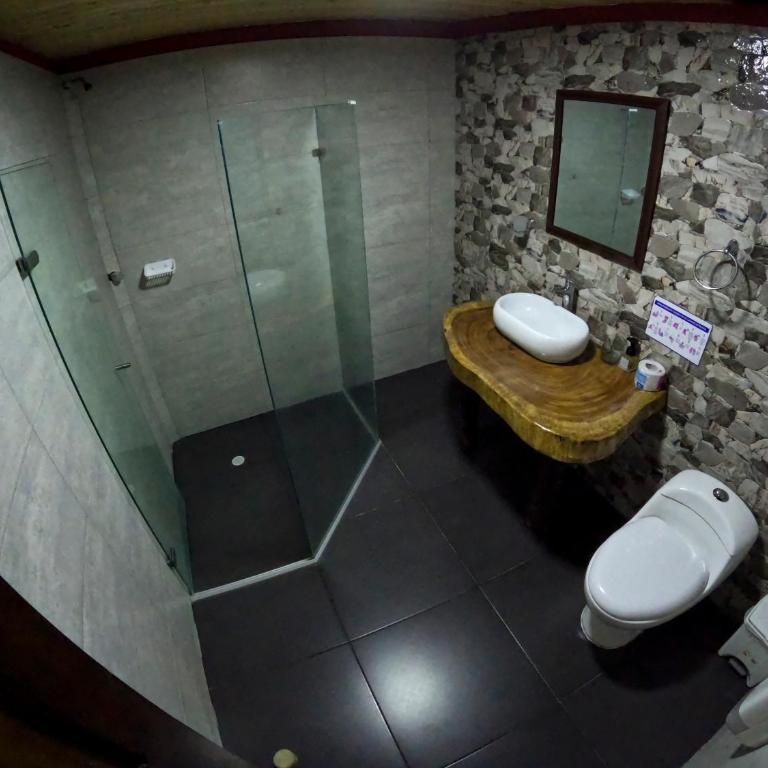 EcoHostal Rio Piedra - Habitación Doble con balcón - 5