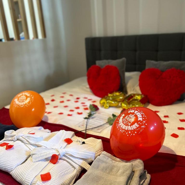 Love Room avec jacuzzi & lit King Size - Apartamento de 1 dormitorio - 10