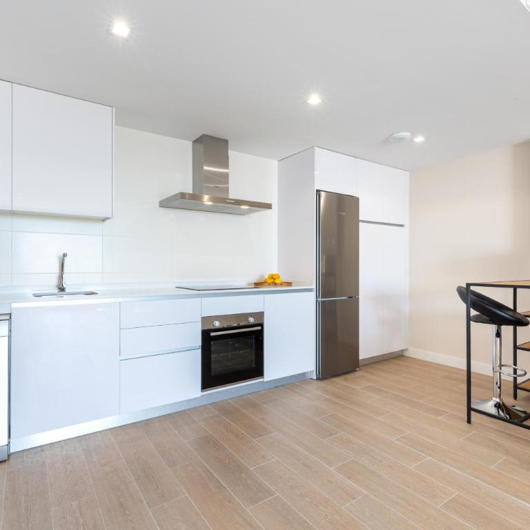 Blossom - Modern 2 bedroom apartment within walking distance to Benalmadena Pueblo - Apartment with Balcony - 6