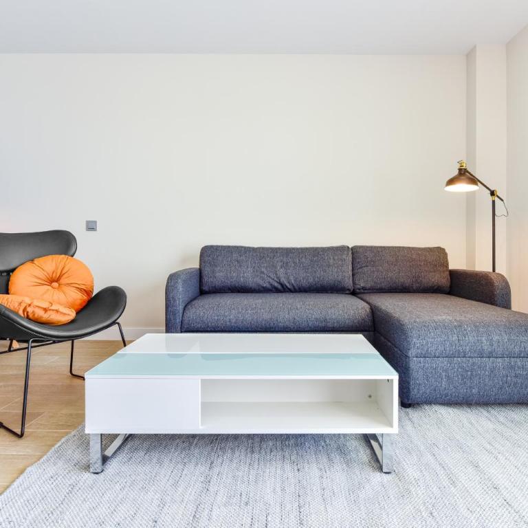 Blossom - Modern 2 bedroom apartment within walking distance to Benalmadena Pueblo - Apartment with Balcony - 8