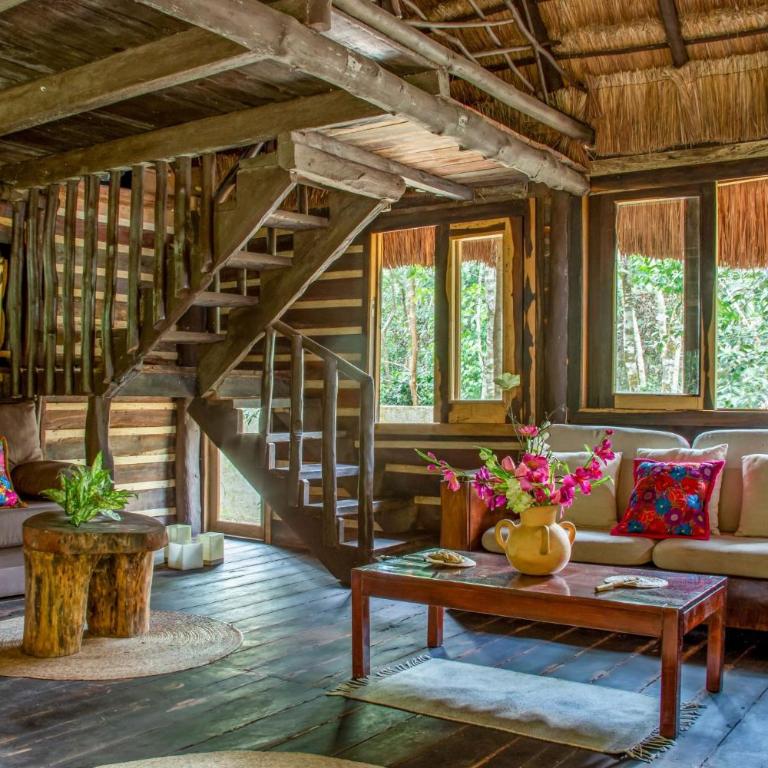 Madre Tierra Eco Habitat - Family Room - 10