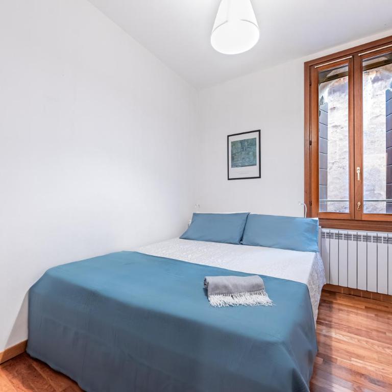 The Most Central In Venice [ San Marco Rialto ] - Three-Bedroom Apartment - 6