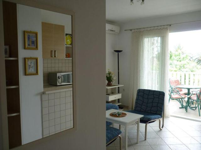 Apartments Milicevic - One-Bedroom Apartment with Sea View (4 Adults) - 9