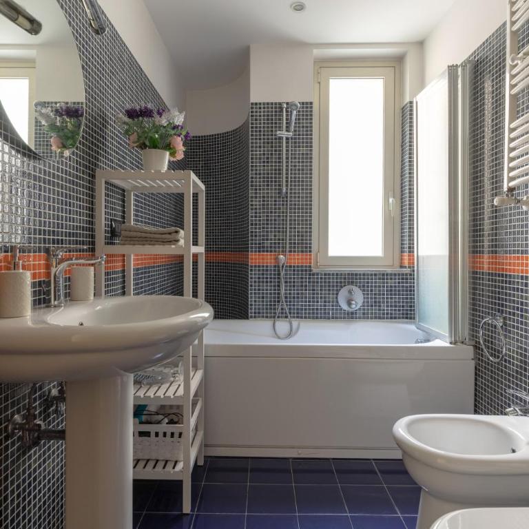 Relax Apartment Inn - Three-Bedroom Apartment - 24