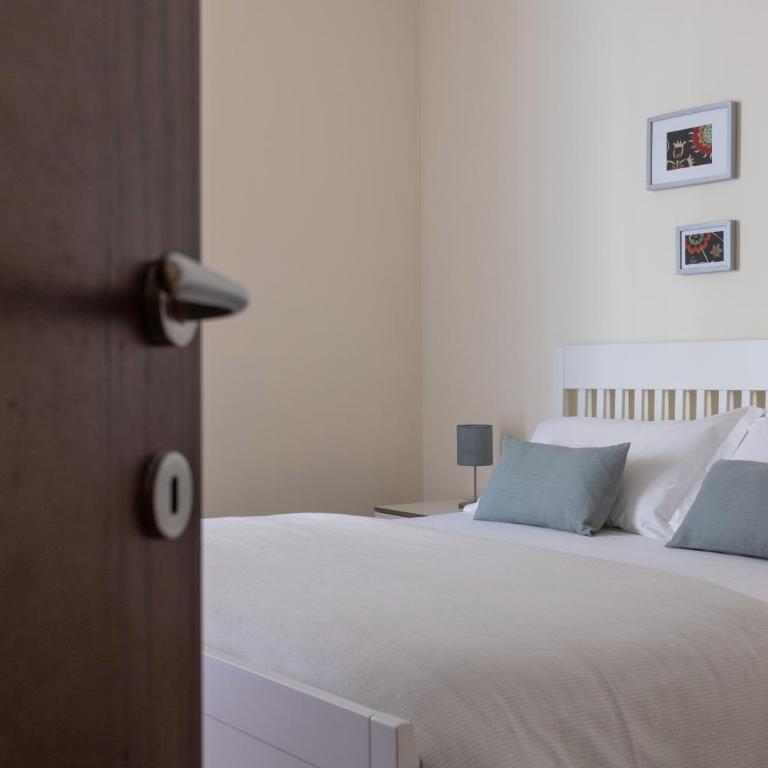 Relax Apartment Inn - Three-Bedroom Apartment - 18