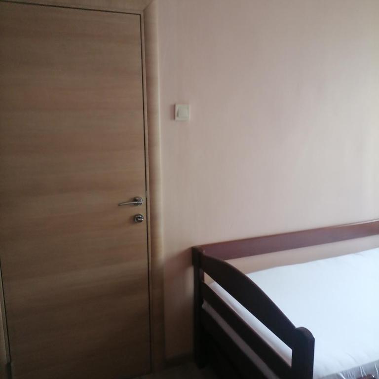 Centar Budva - Two-Bedroom Apartment - 4