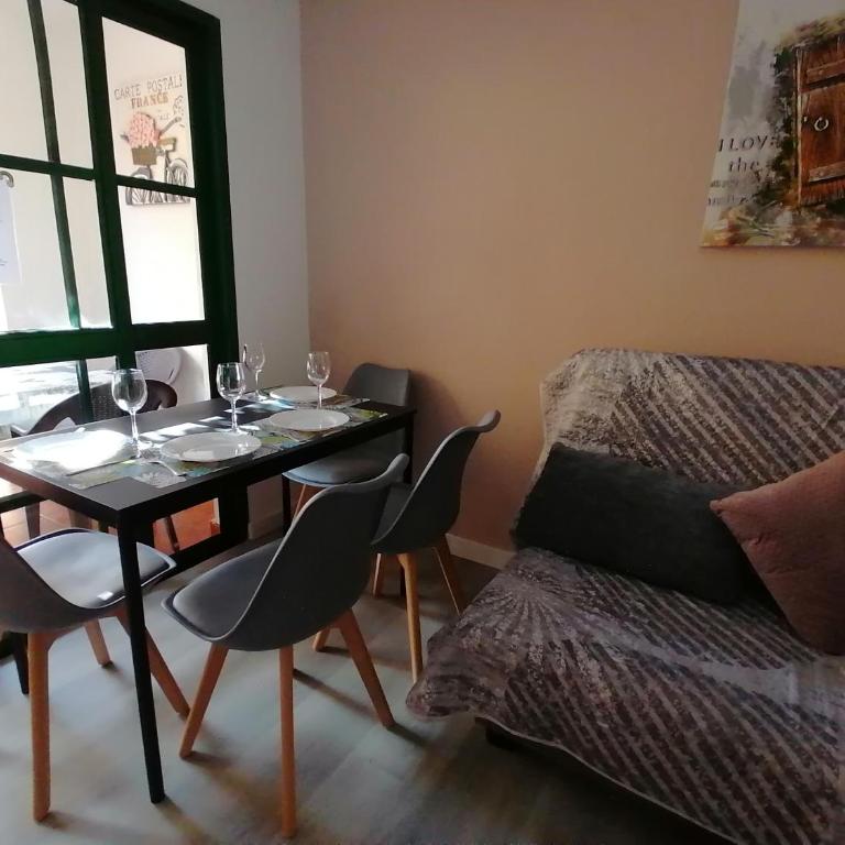 Castillo Mar- Casa Martini - One-Bedroom Apartment - 6