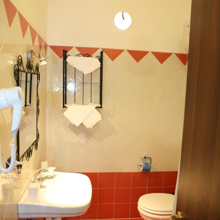 B&B Dolcevita - Camera Familiare con Balcone - 2