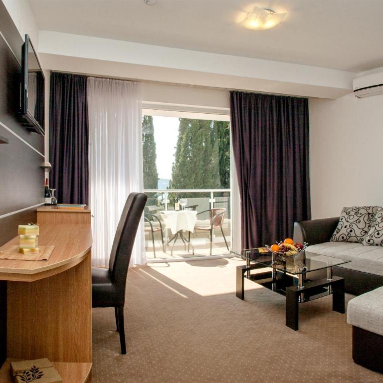 Guest House Aria - Apartman Tipa "Suite" sa Balkonom i Pogledom na More - 1
