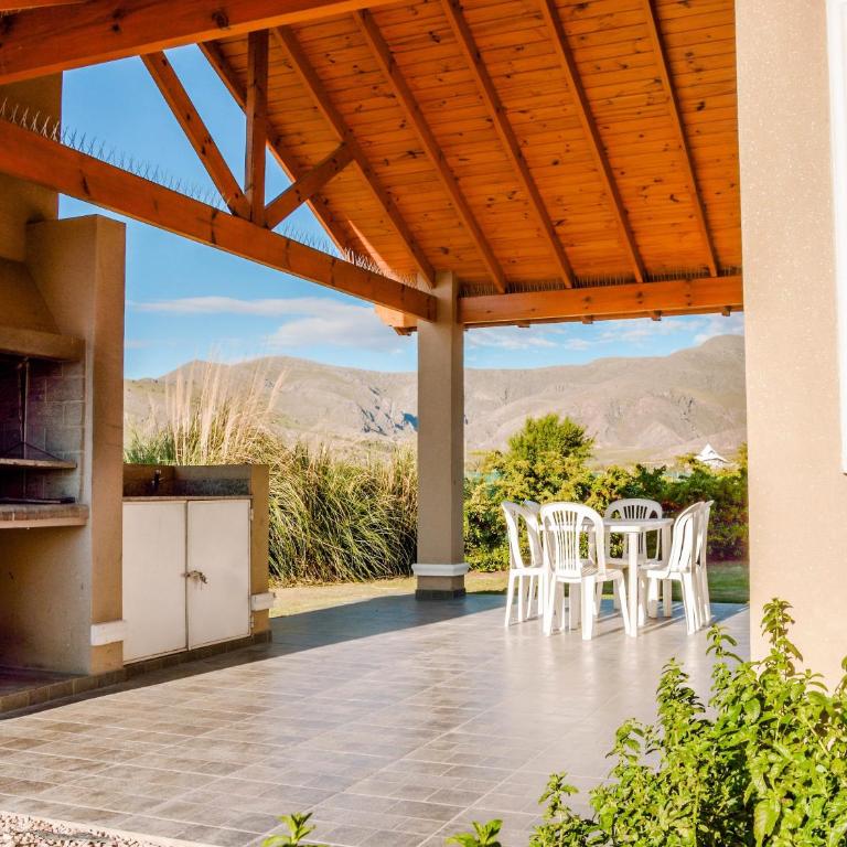 Los Llantenes - Two-Bedroom House - 32