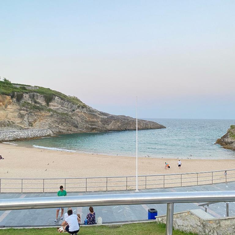 La Casa de Hierba - Casa de campo de diseño con jardín y wifi cerca de las playas de Llanes - Two-Bedroom Villa - 50