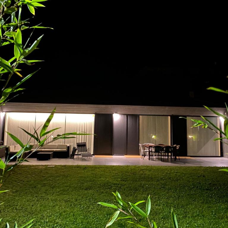 La Casa de Hierba - Casa de campo de diseño con jardín y wifi cerca de las playas de Llanes - Two-Bedroom Villa - 1