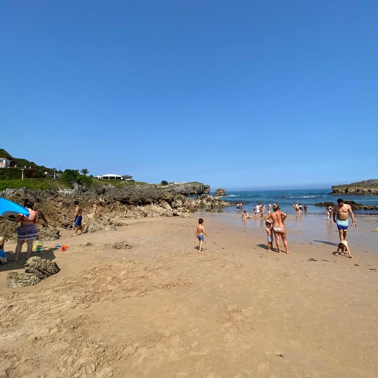 La Casa de Hierba - Casa de campo de diseño con jardín y wifi cerca de las playas de Llanes - Two-Bedroom Villa - 70