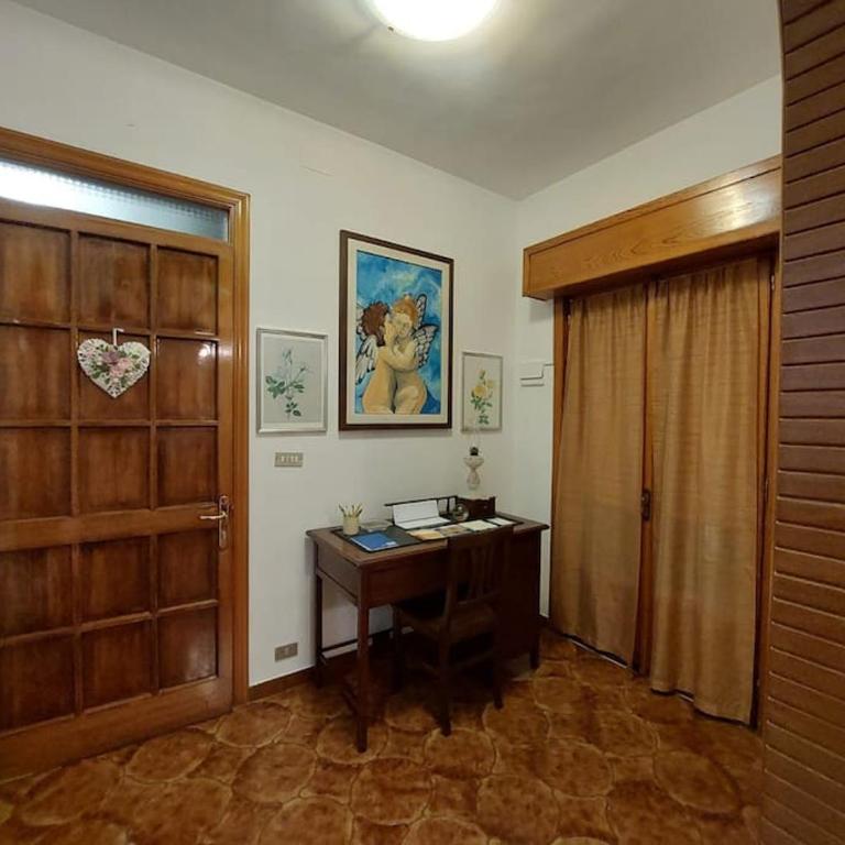 casa vacanze vita - Three-Bedroom House - 10