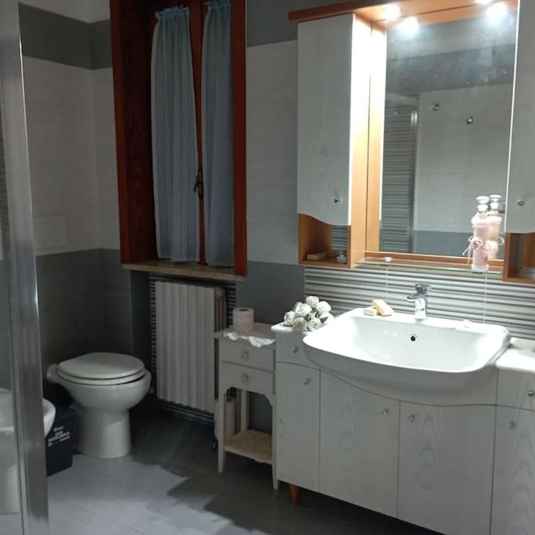 casa vacanze vita - Three-Bedroom House - 16