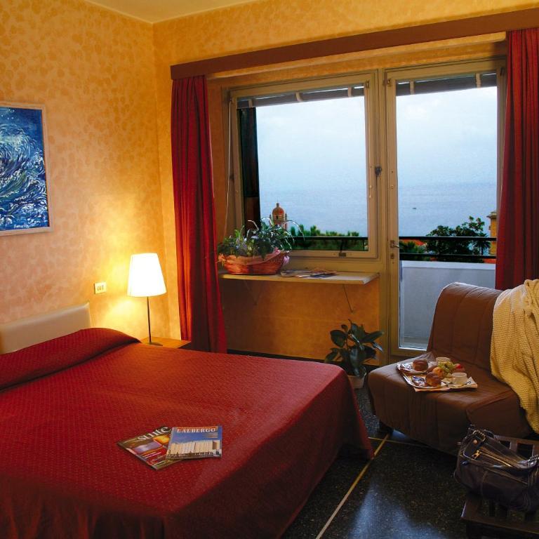 Hotel Palace - Camera Matrimoniale Superior con Balcone e Vista Mare - 2