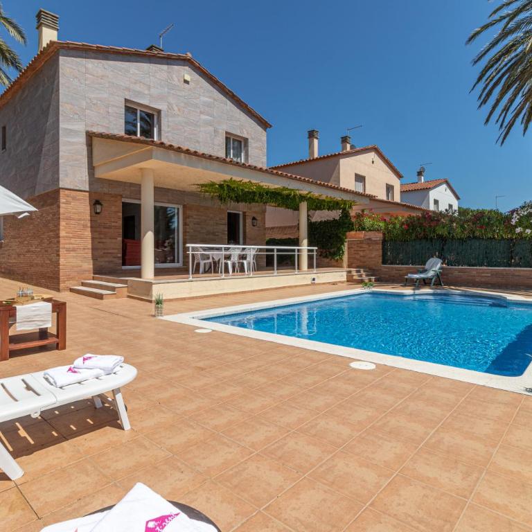 Apart-rent Villa Pani 0145 - Casa de 5 dormitorios con piscina privada - 43