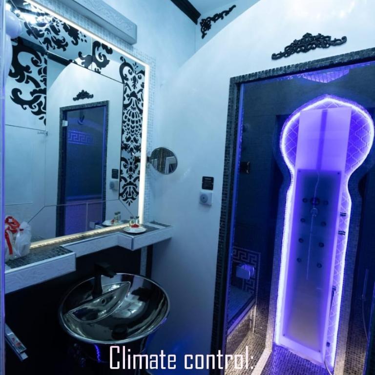 Erossuite GuestHouse - Deluxe Suite - 24