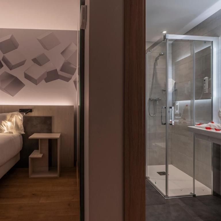 Hotel NERU con Encanto - Habitación Doble Deluxe con balcón - 1 o 2 camas - 11